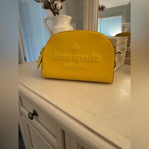 Kate Spade Larchmont Avenue Logo bag